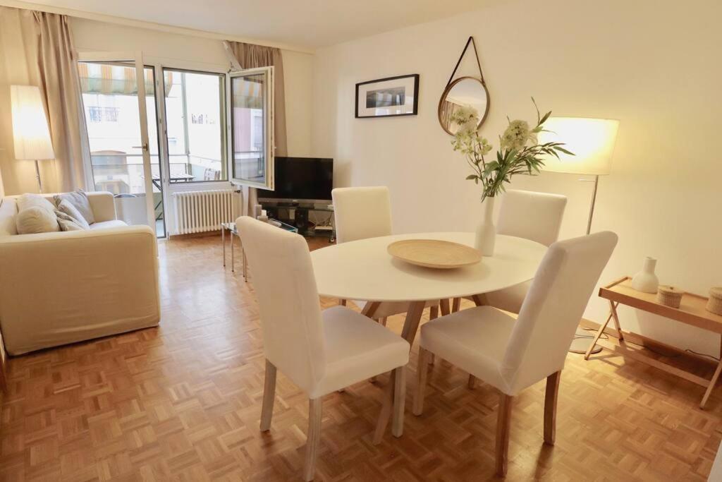 Comfortable, Very Well Located Between Train Station And Lake! Лозана Екстериор снимка