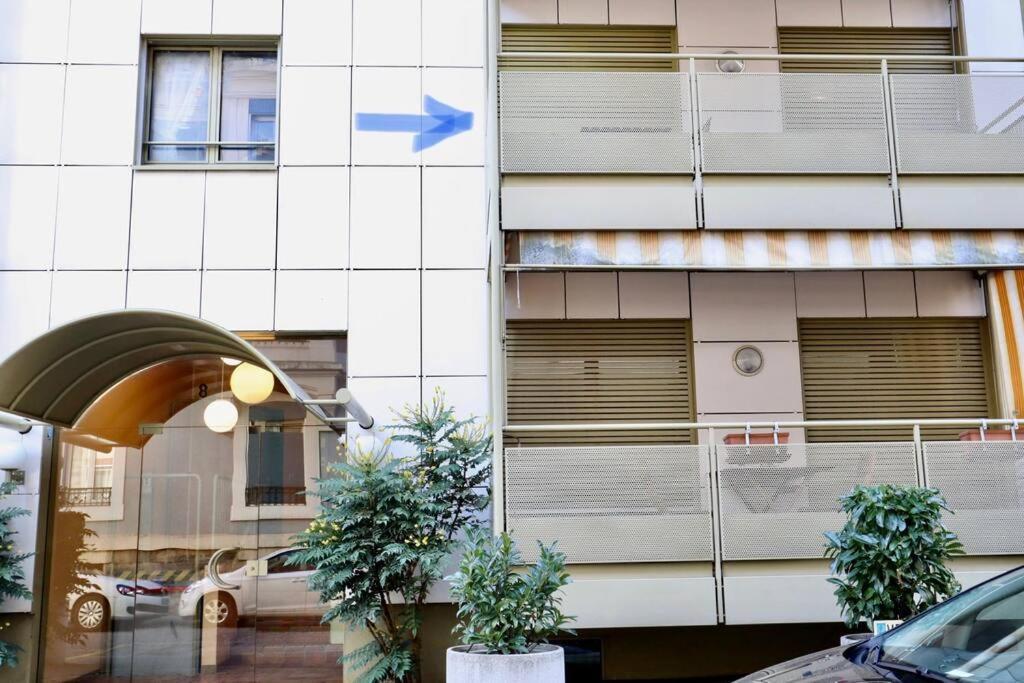 Comfortable, Very Well Located Between Train Station And Lake! Лозана Екстериор снимка